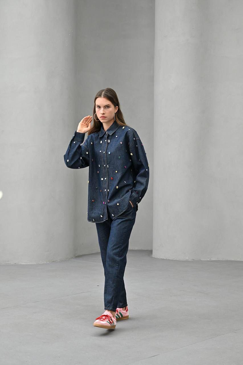 Set denim studs