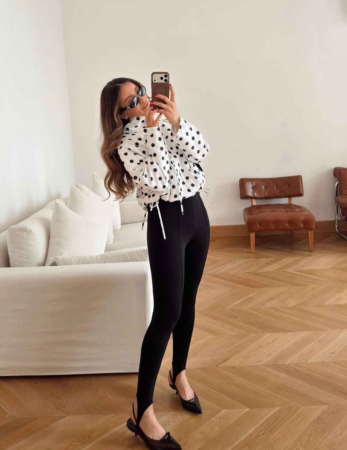 Polka shirt black white