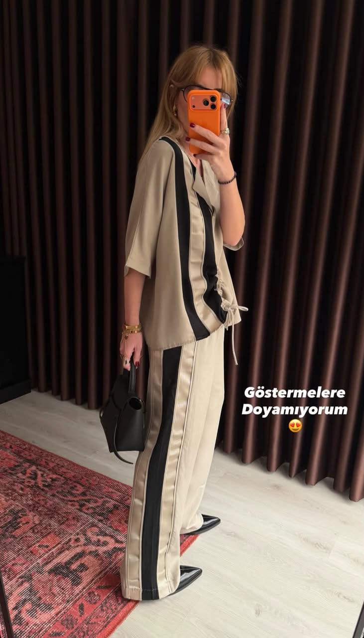 Set beige two lines
