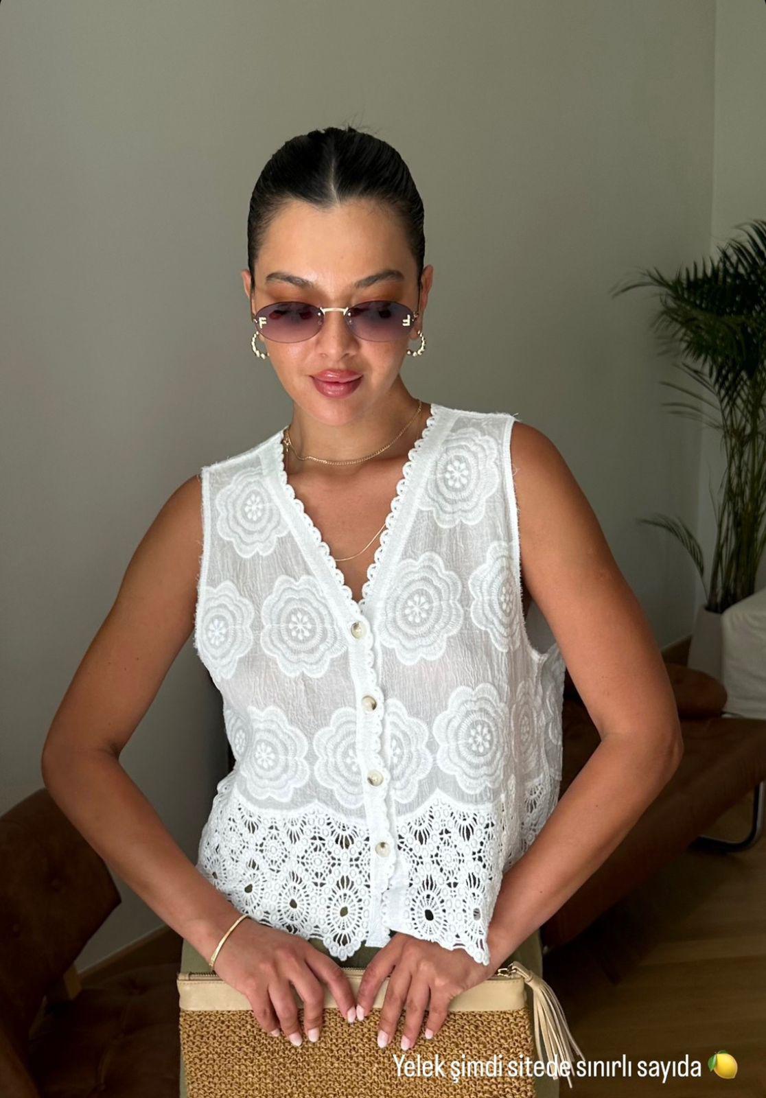 Top Handmade Knitted