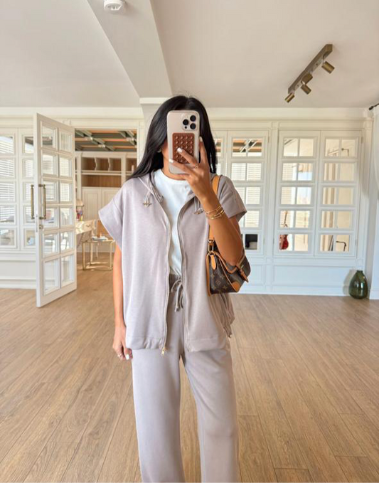 Set light grey