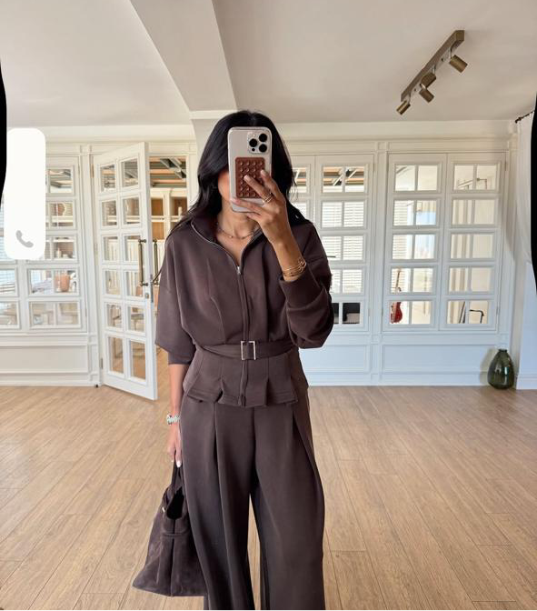 Brown set belt