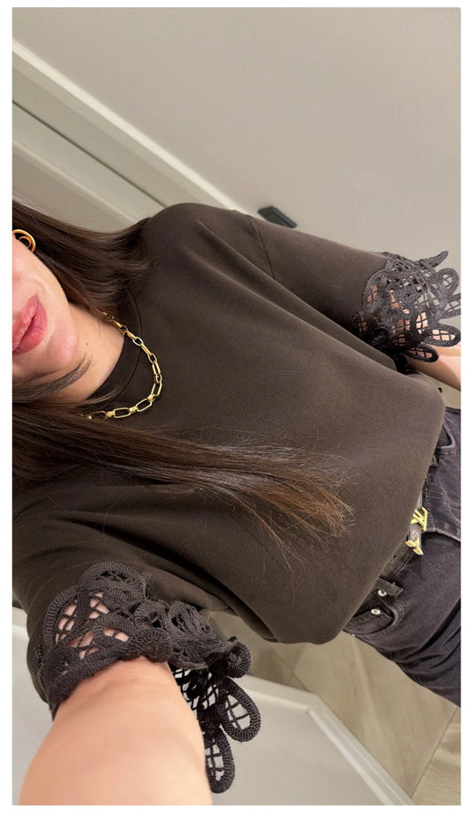 T shirt brown lace