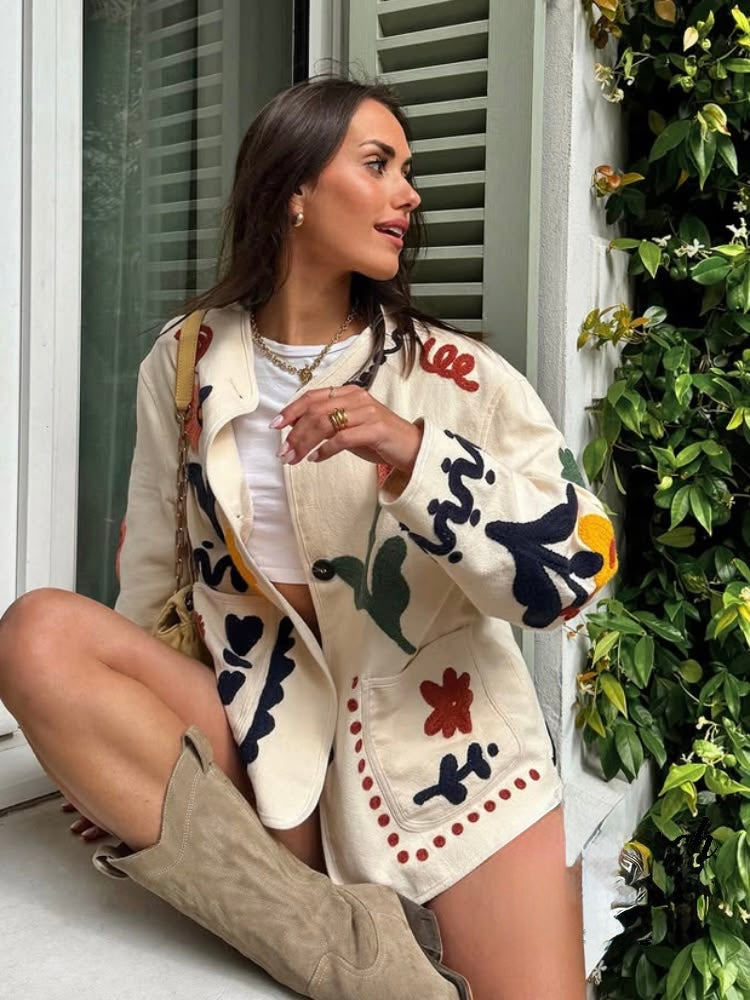 Jacket embroidery oversized