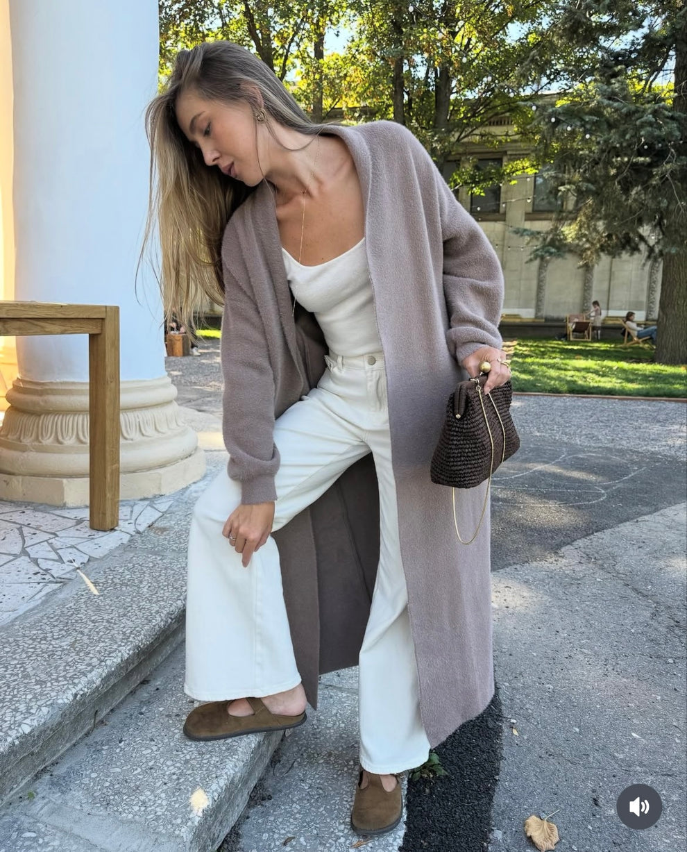 Cardigan Fur cafe light