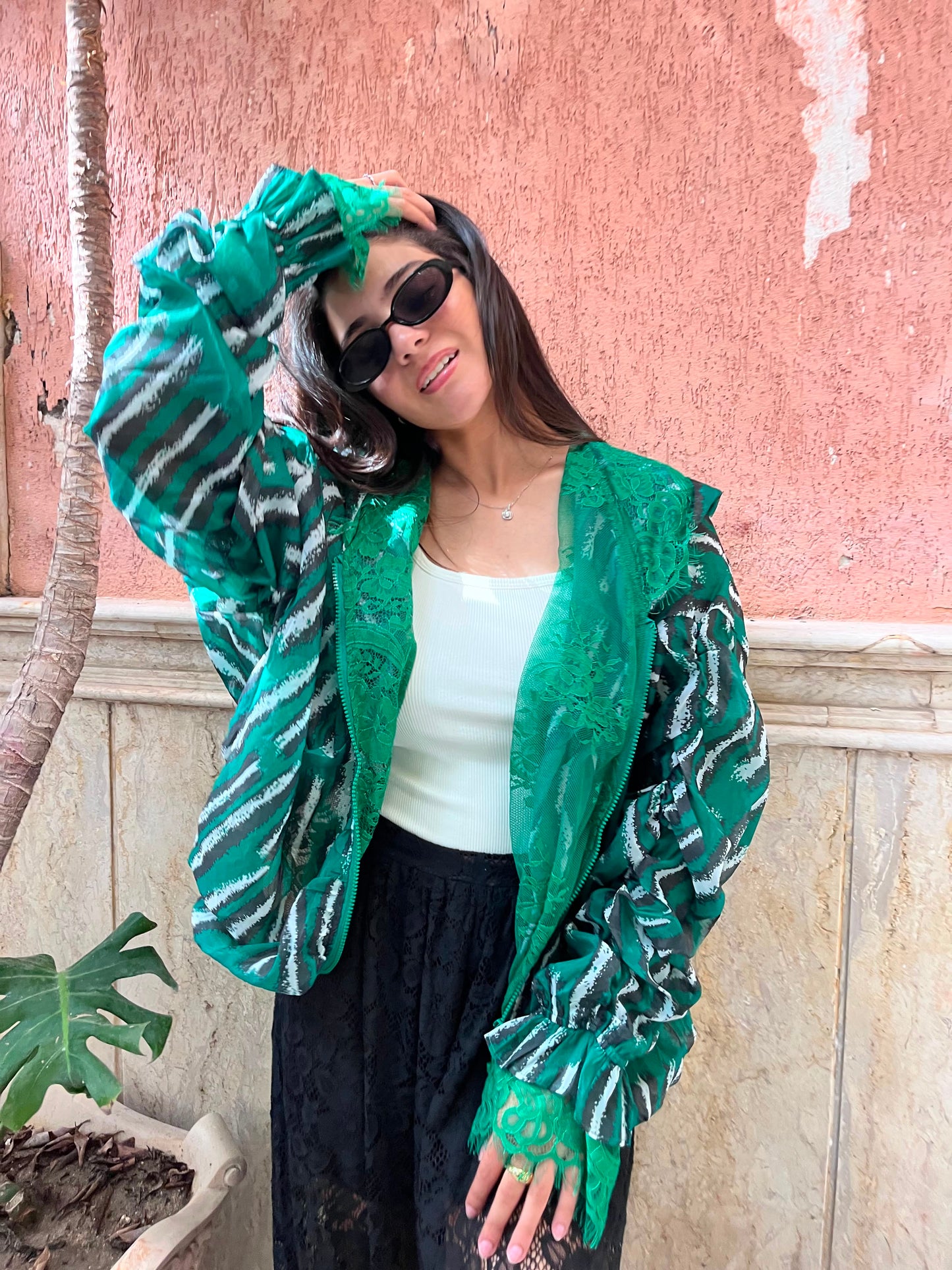 Sweater zipper green lace