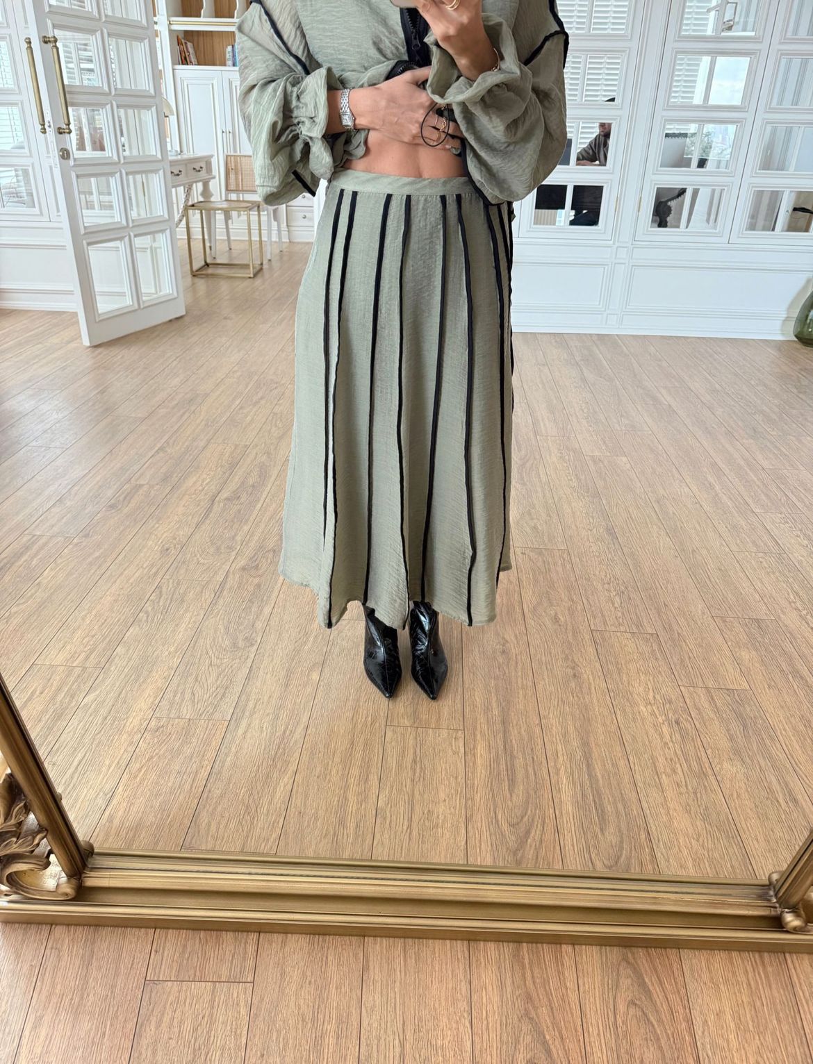 Set olive skirt