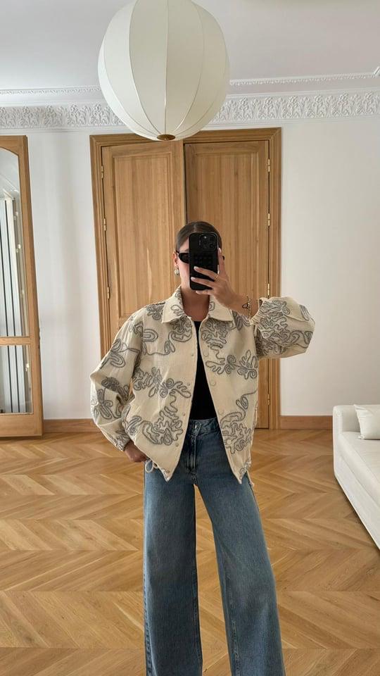 Jacket Embroidery light