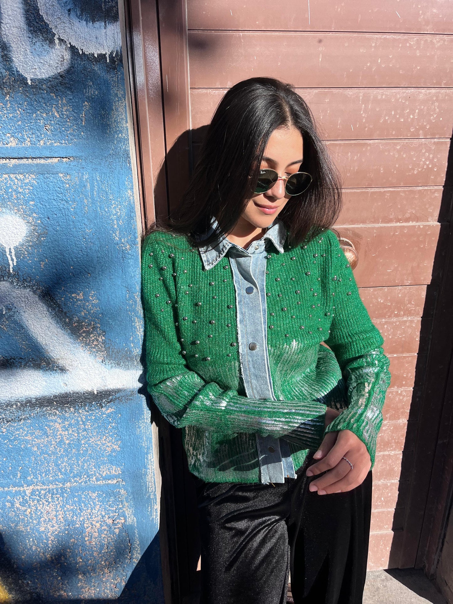 Pullover green pearls