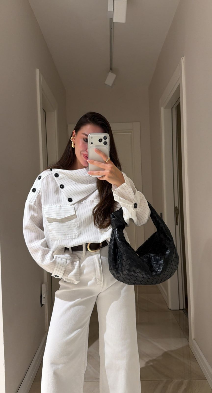 Shirt stripe white