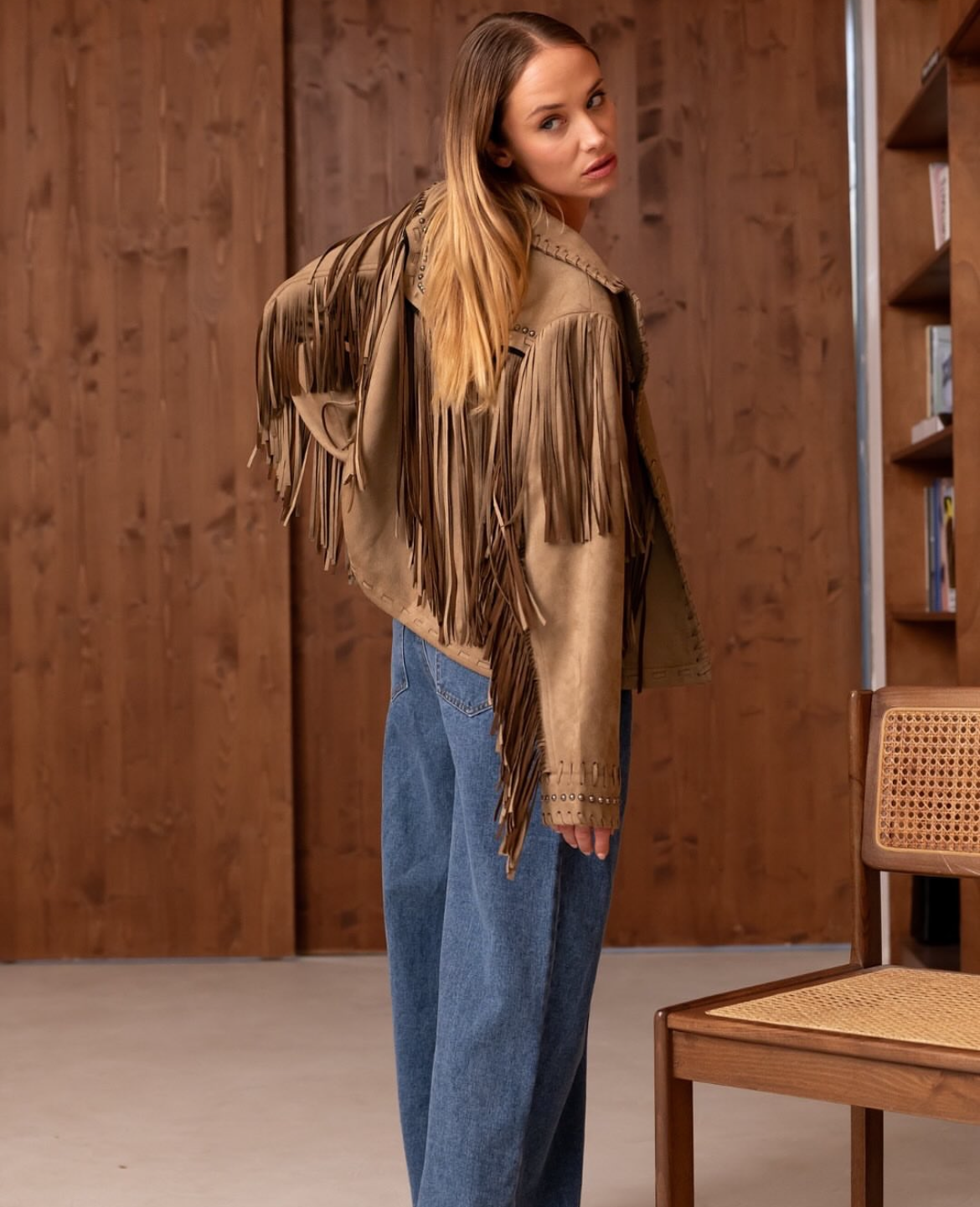 Jacket brown fringes