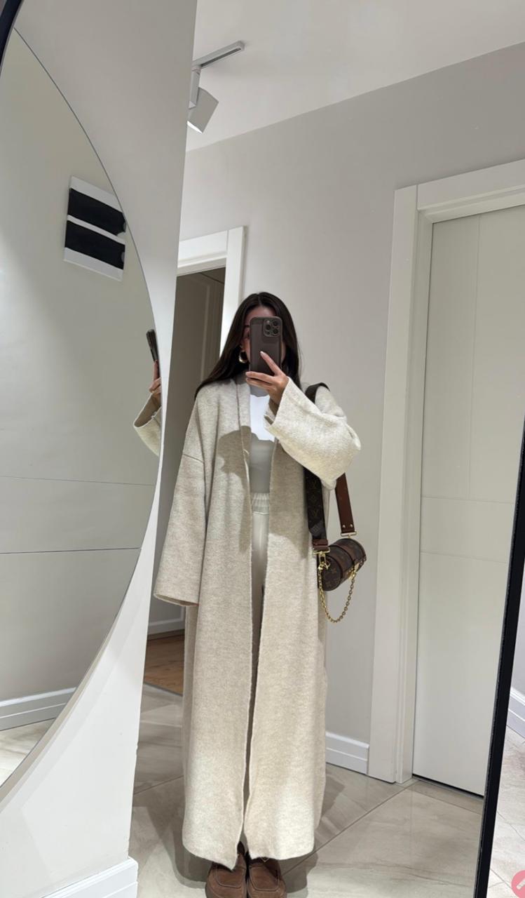Wool coat offwhite