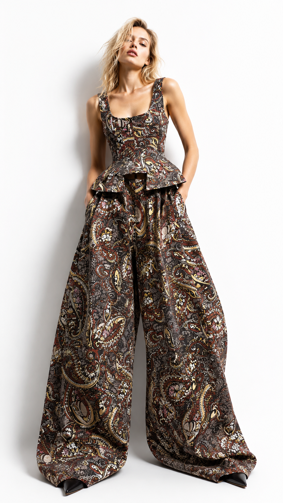 Set brown pattern limited