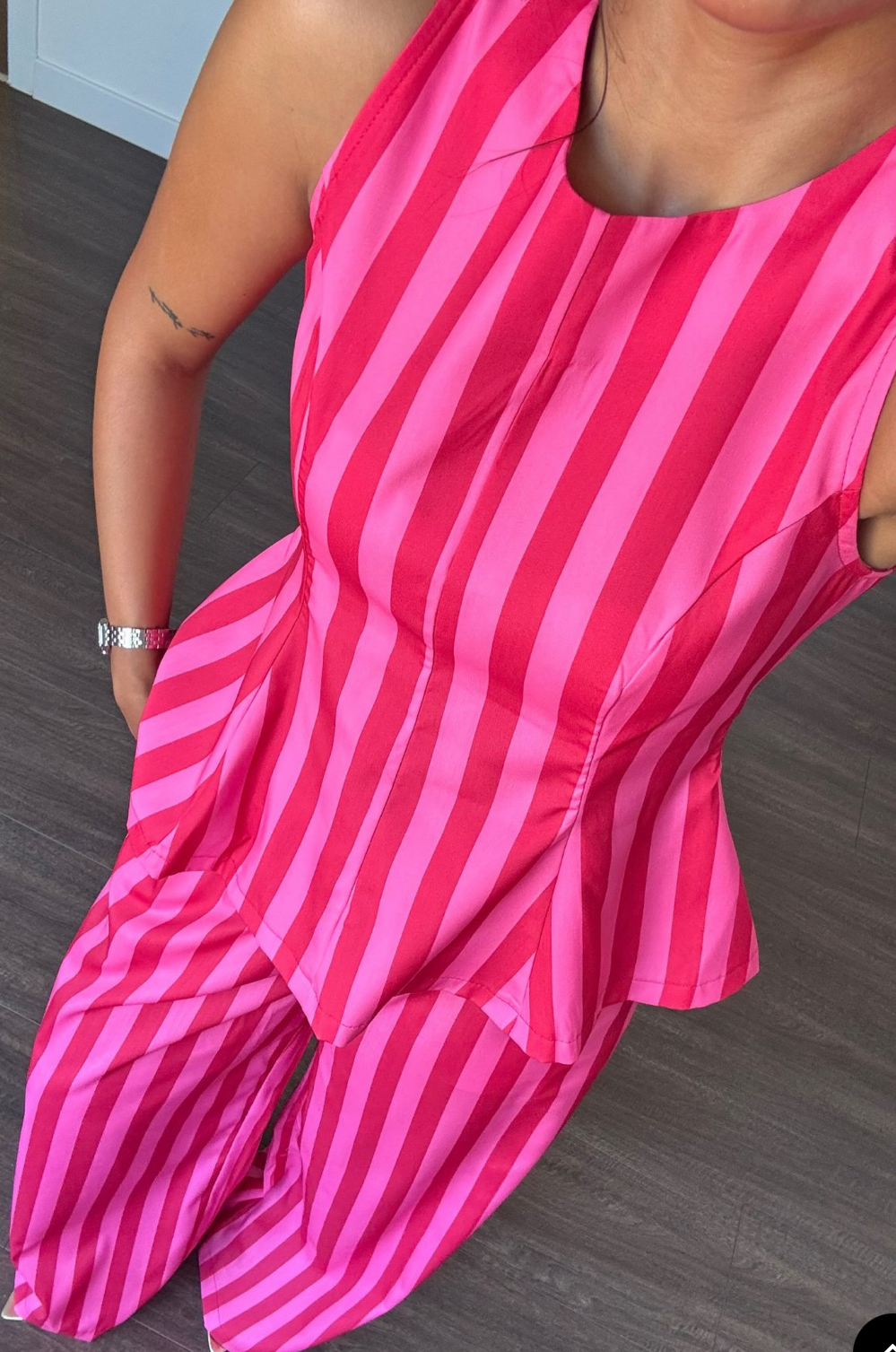 Set stripe red pink