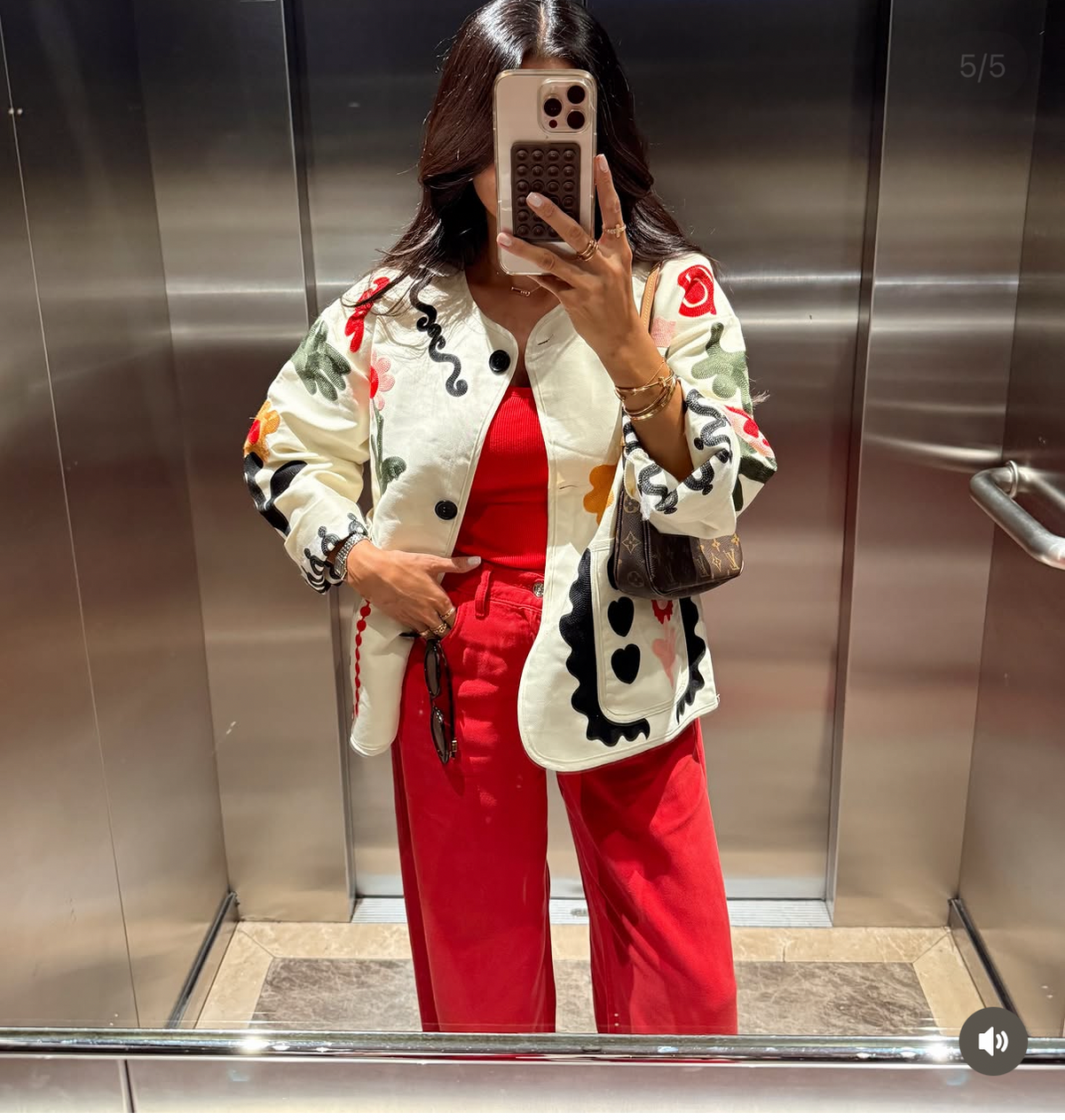 Jacket embroidery oversized
