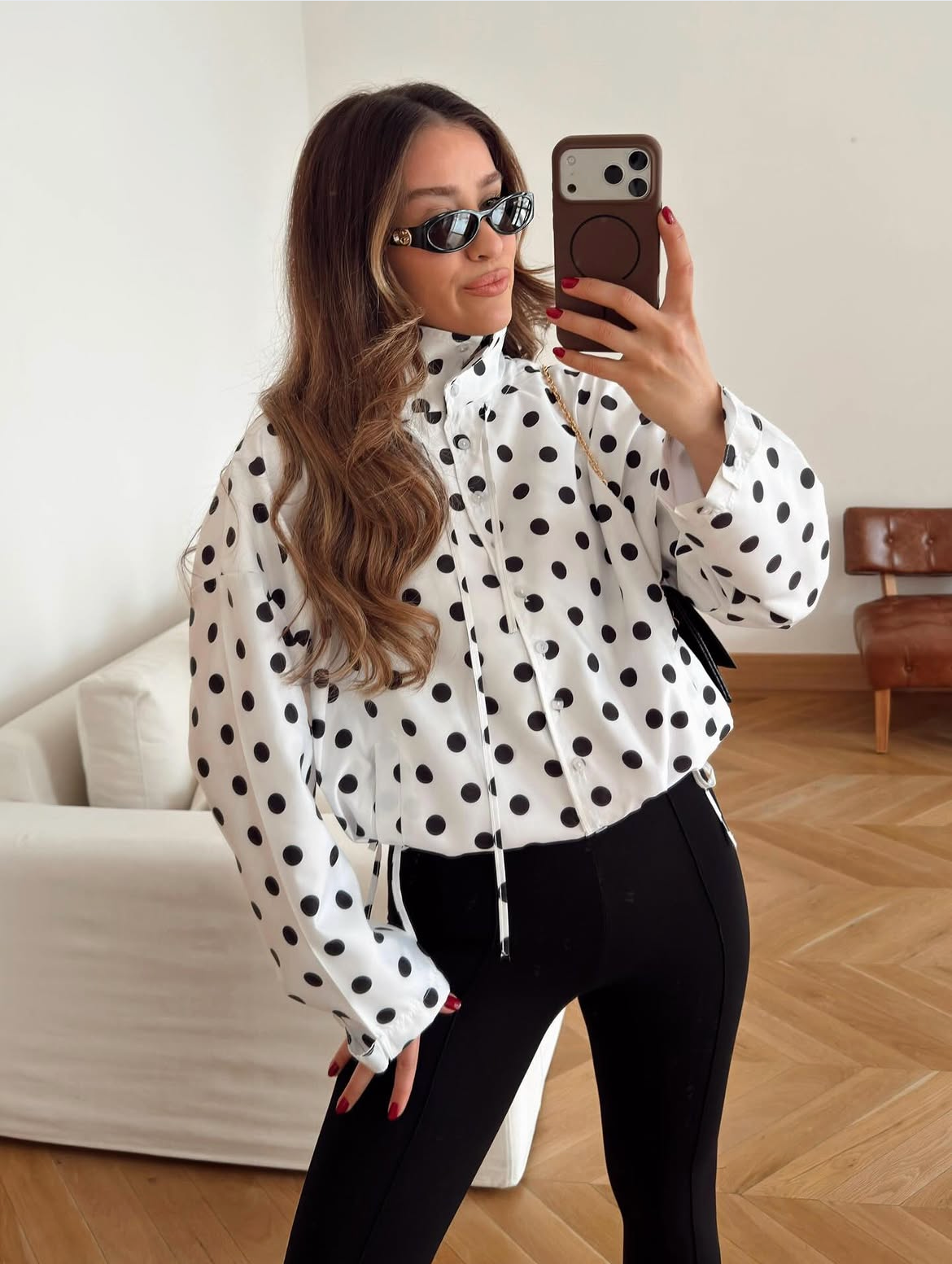 Polka shirt black white