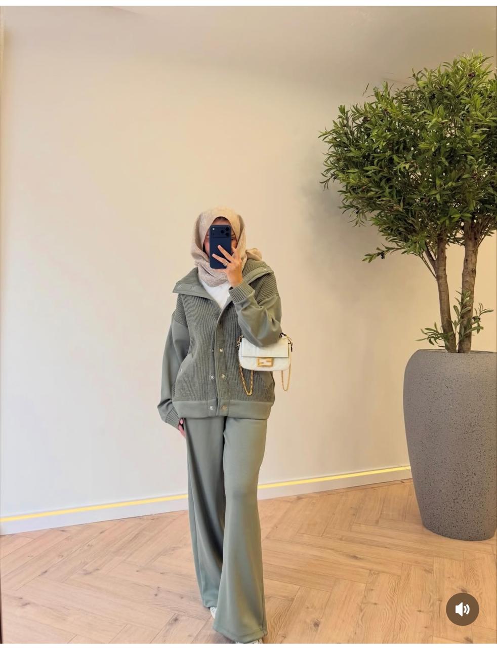 Knit nylon set olive