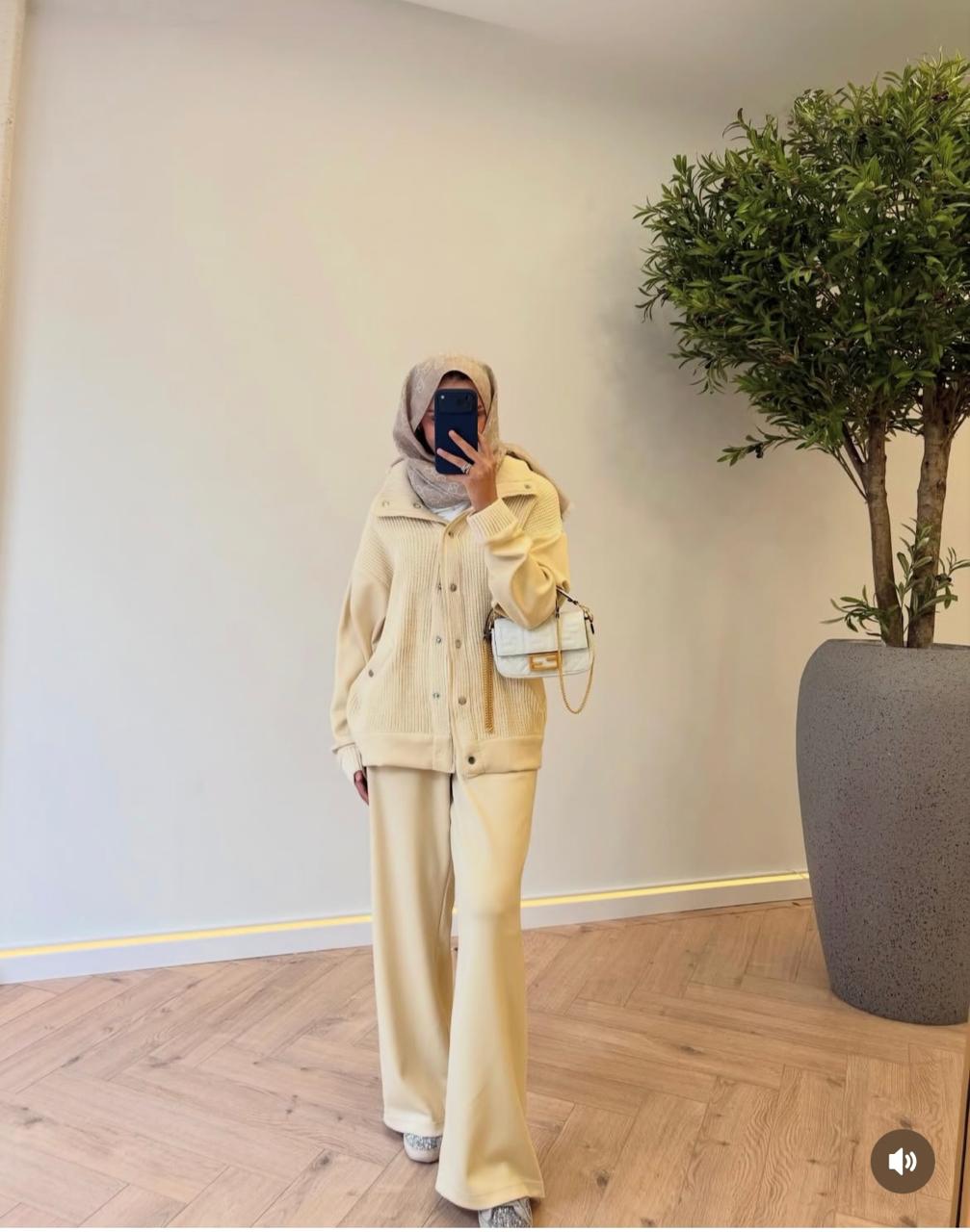 Knit nylon set beige