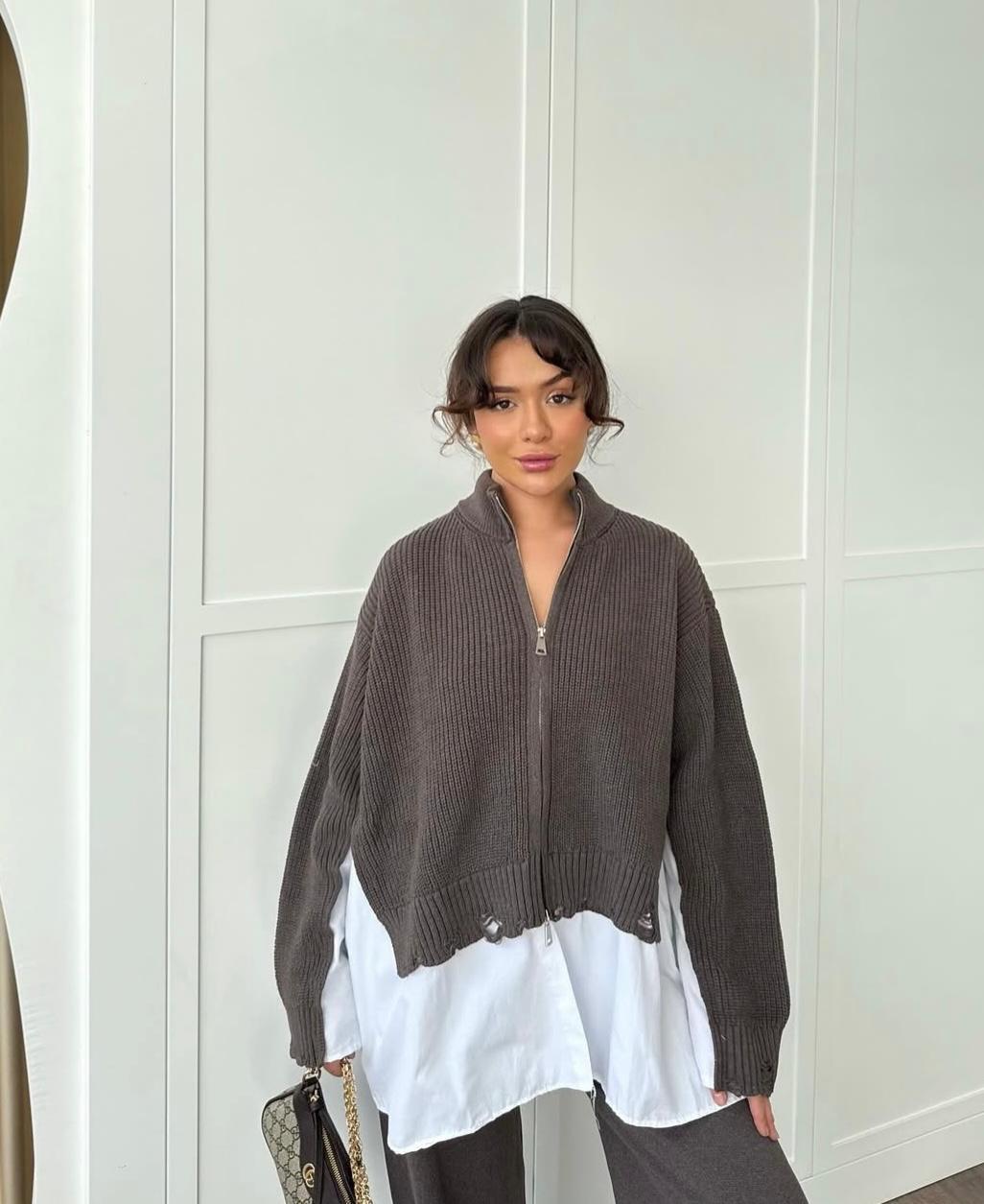 Brown Set attcahed shirt