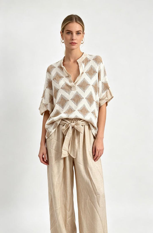 Shirt gold beige pattern