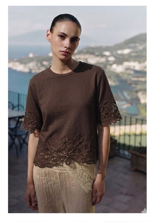 T shirt brown lace