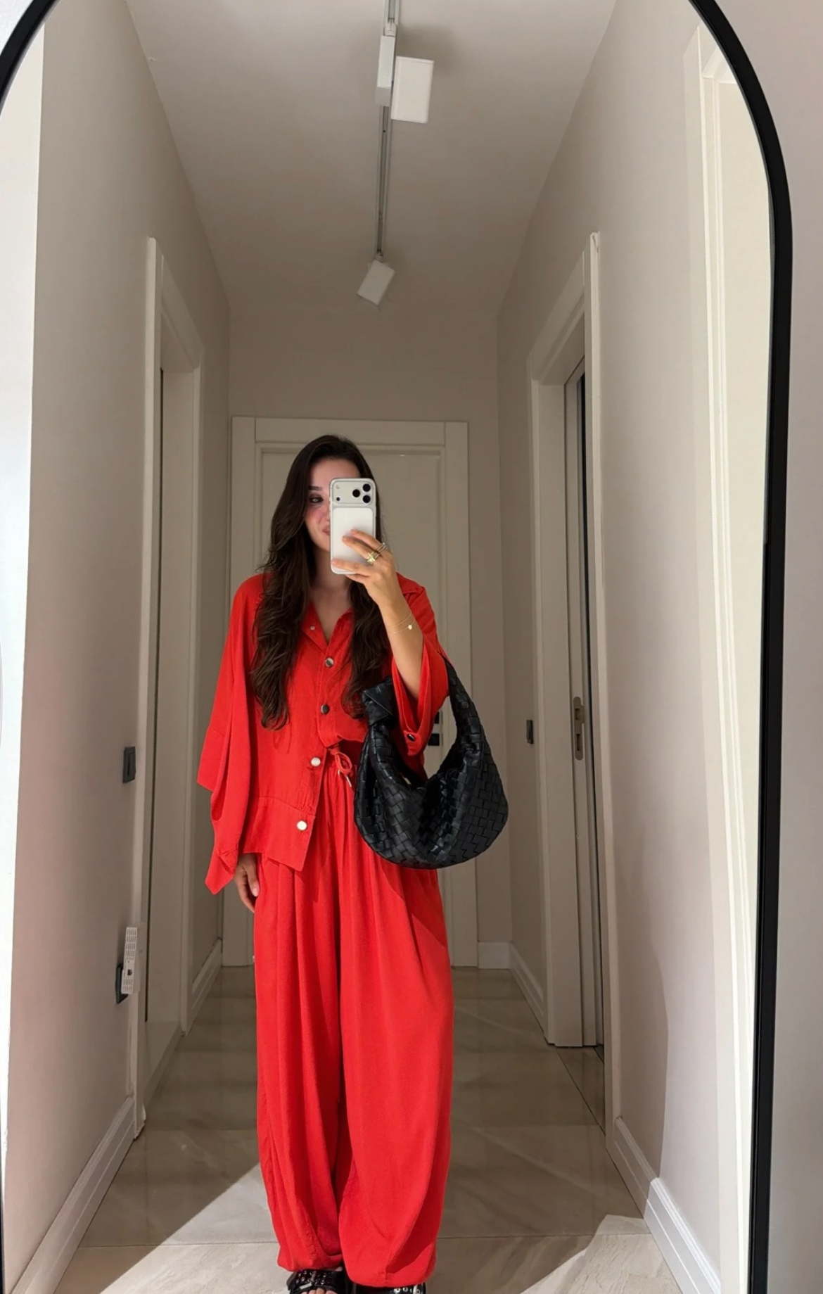 Set red plain