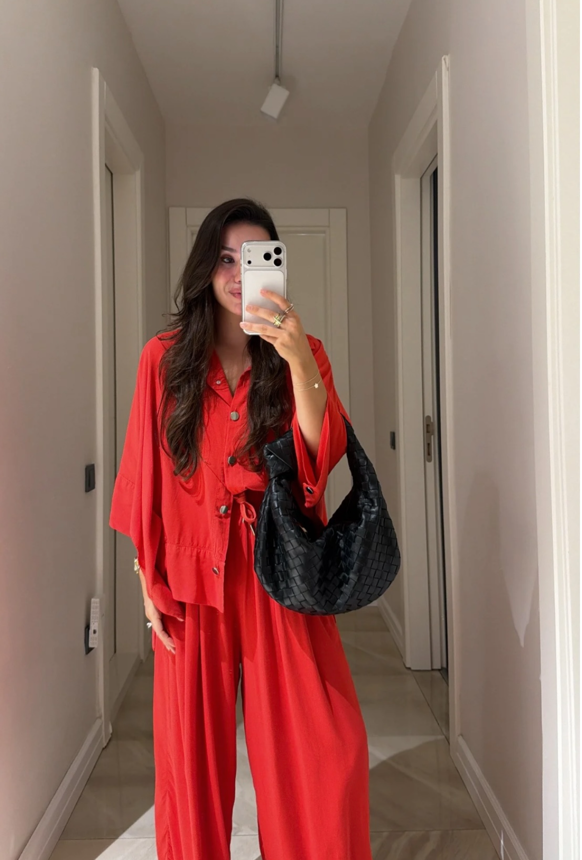Set red plain