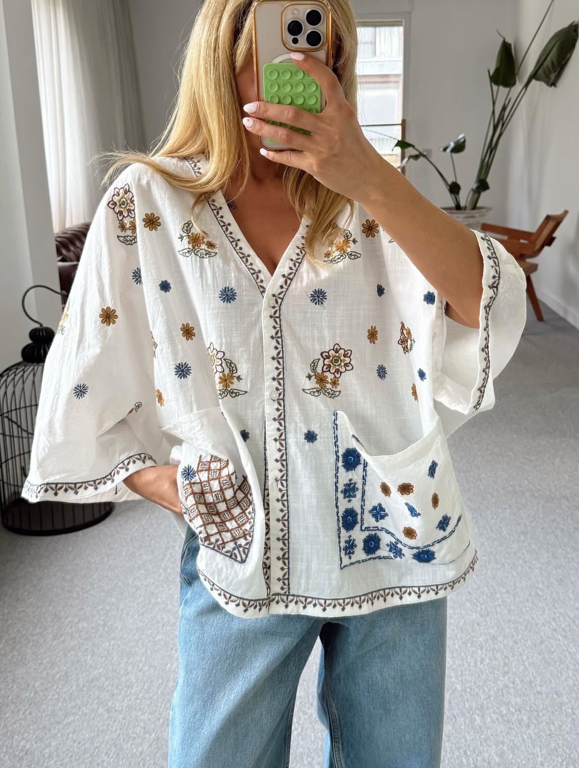 Shirt offwhite embroidery