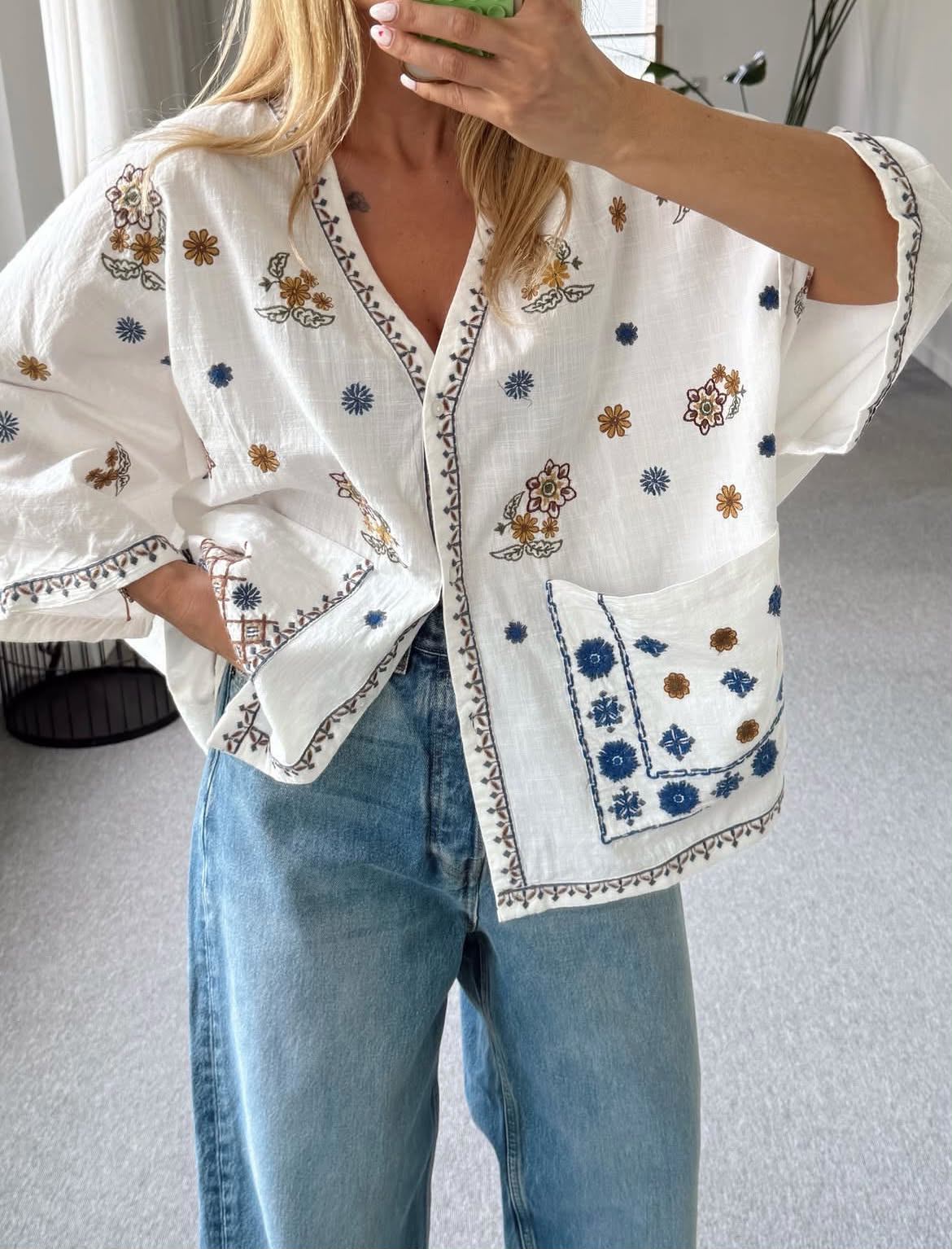 Shirt offwhite embroidery