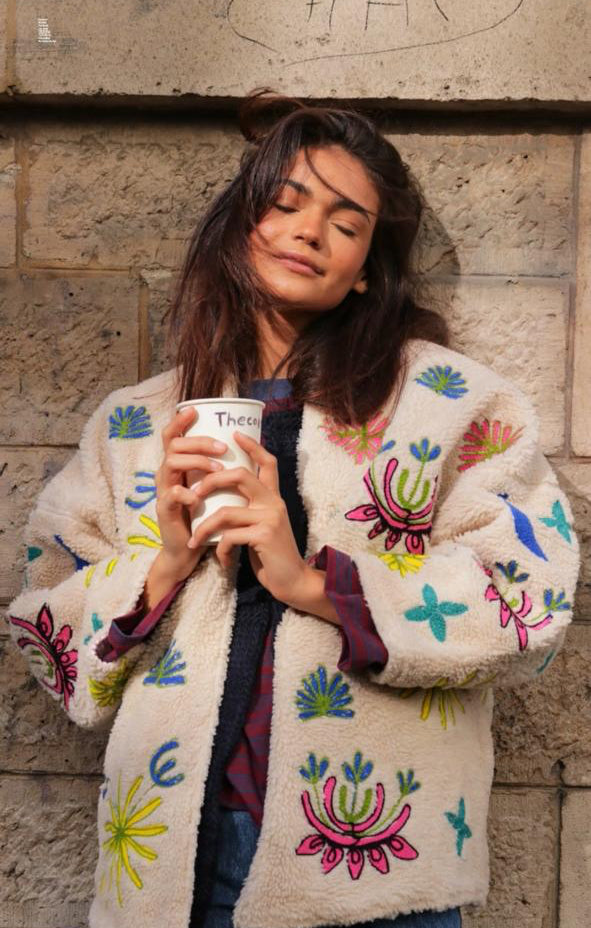 Jacket fur patch colors