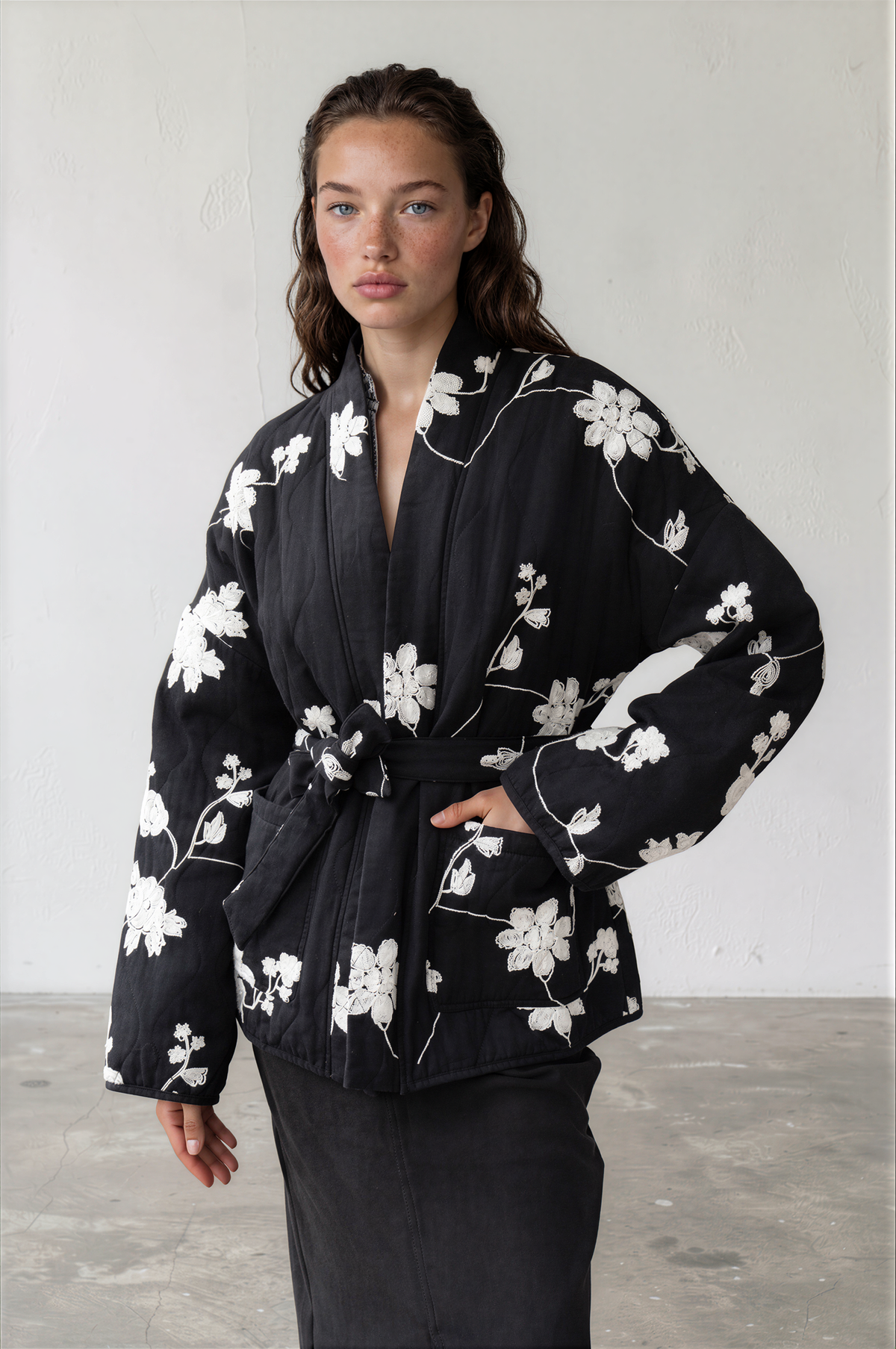 Jacket embroidered black