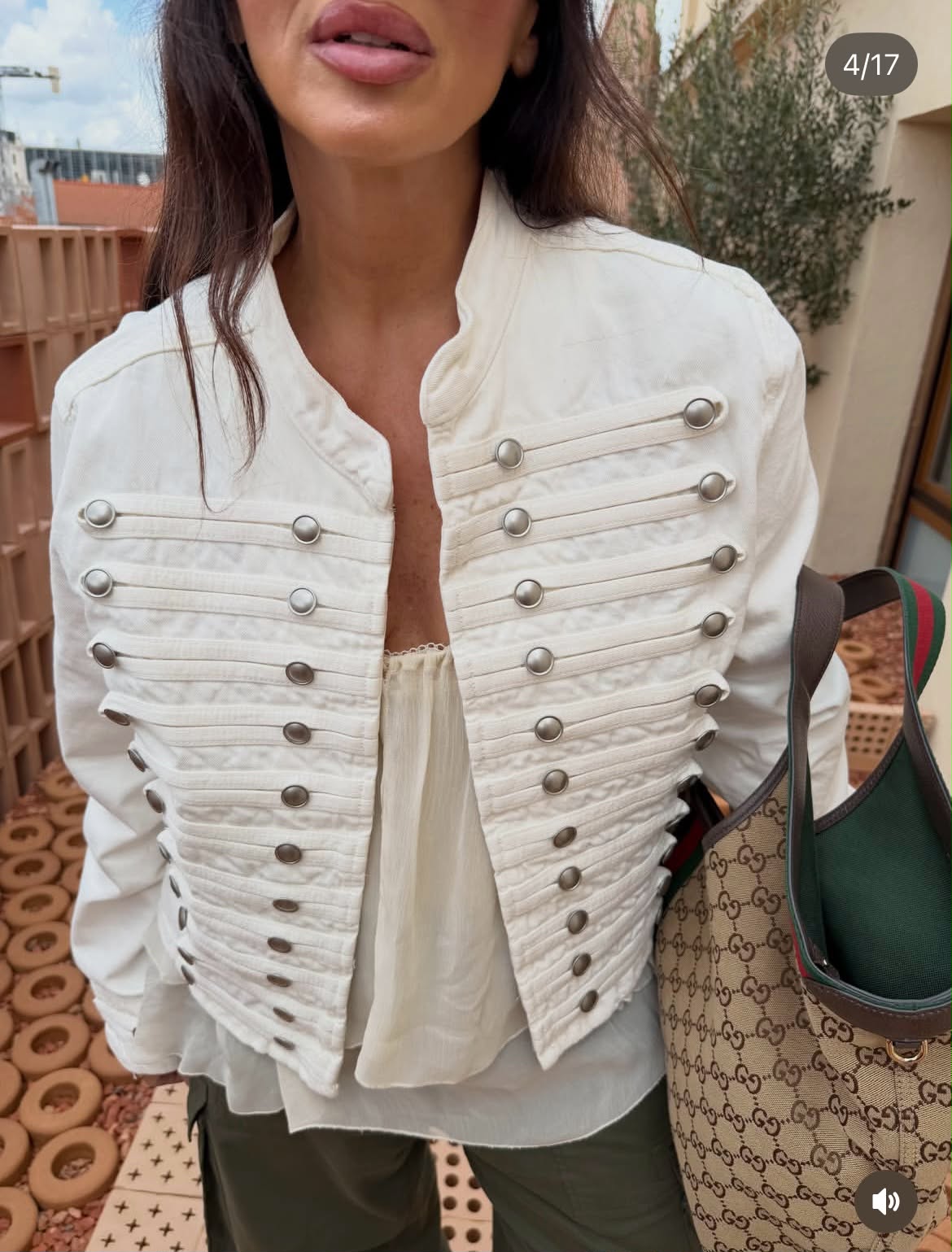 Jacket offhwite napoleon