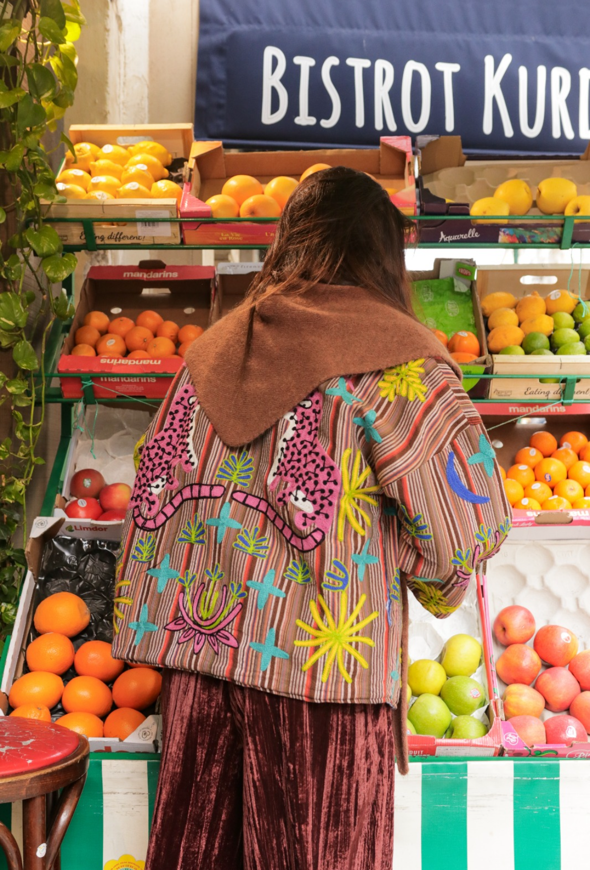 Jacket embroidery stripe core