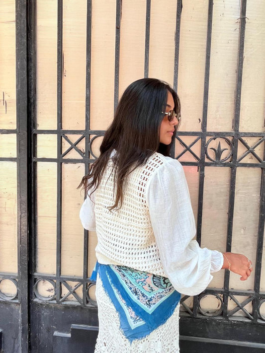 Blouse back crochet