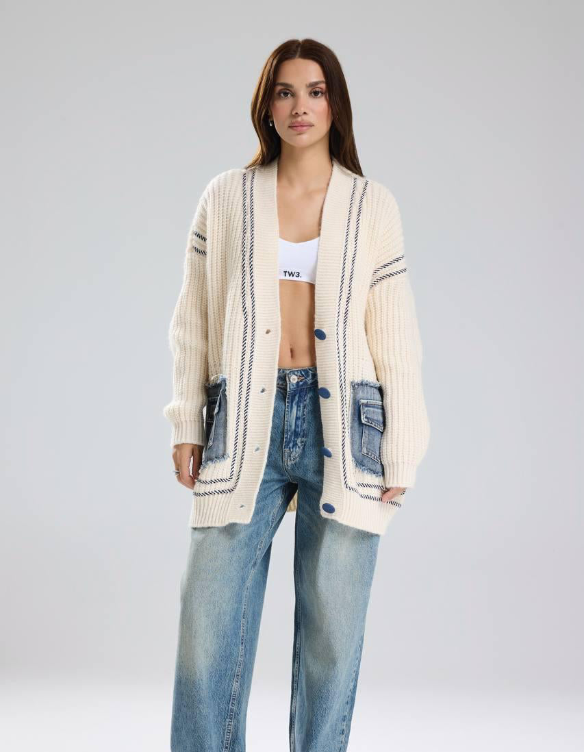 Cardigan denim pockets