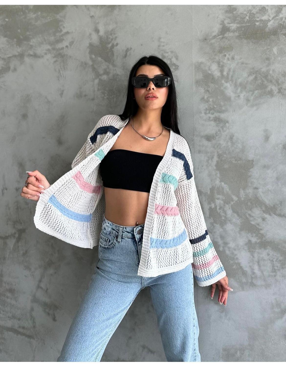 Cardigan Beige Pink Blue