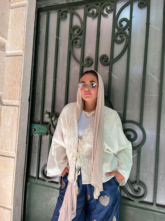Cardigan Embroidered Beige Flower