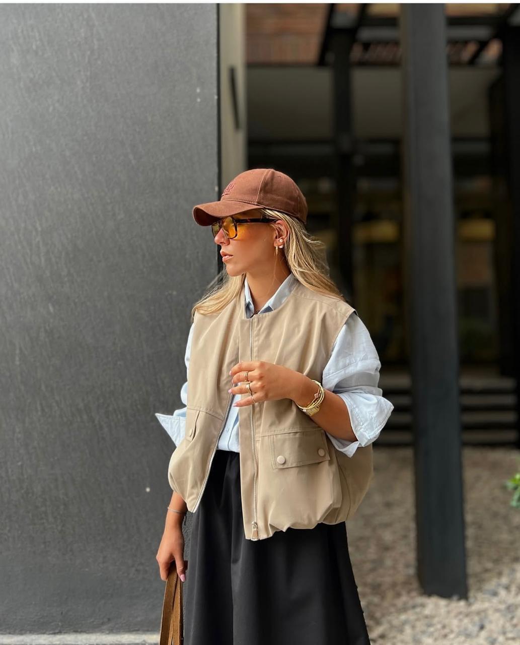 Leisure Vest Beige